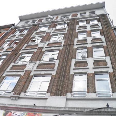 Holidays Hostel Midi Brussels Exterior photo